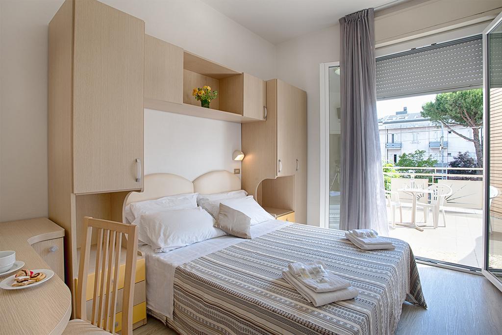 B&B Hotel Serenita بيلاريا-إيجيا مارينا المظهر الخارجي الصورة