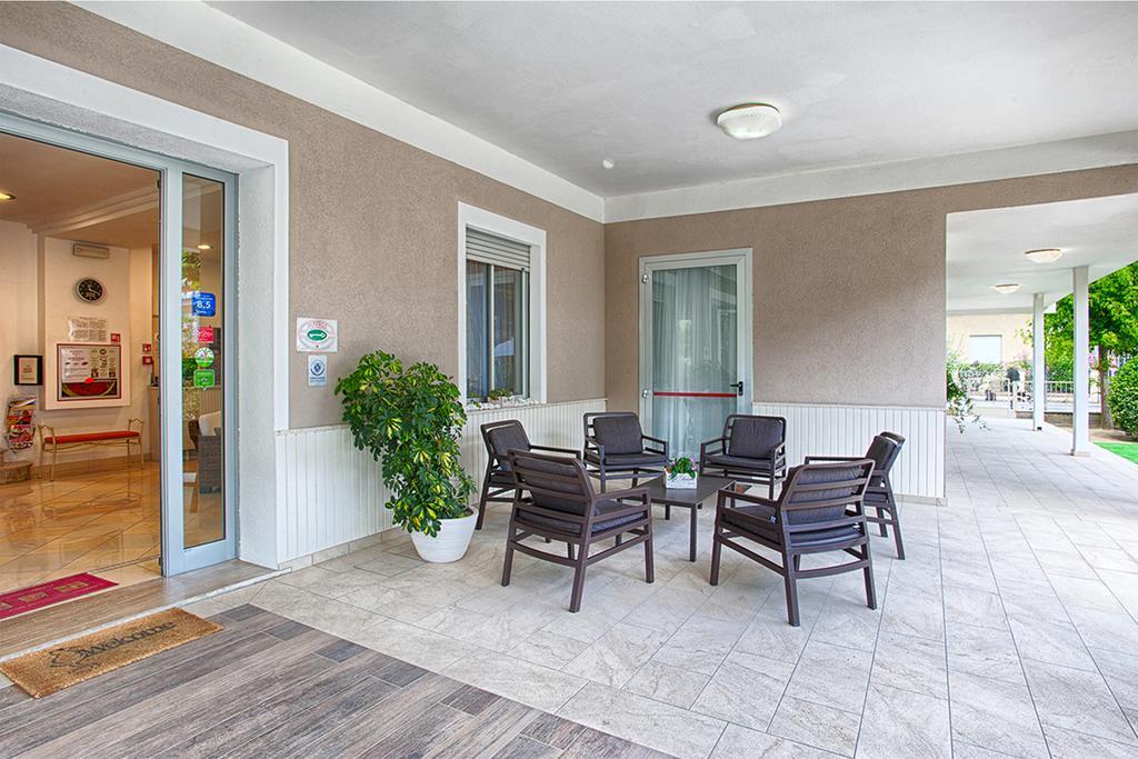 B&B Hotel Serenita بيلاريا-إيجيا مارينا المظهر الخارجي الصورة