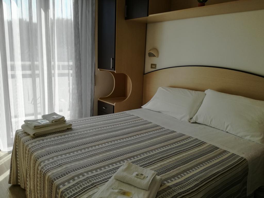 B&B Hotel Serenita بيلاريا-إيجيا مارينا المظهر الخارجي الصورة